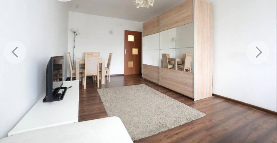 Kolobrzeska 42d Apartment *